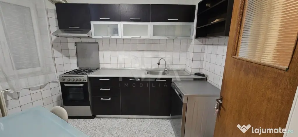 2 camere, Metrou Titan, 54 mp, et. 4, an 1970, Reabilitat te - Bucuresti (Bucuresti-Ilfov)