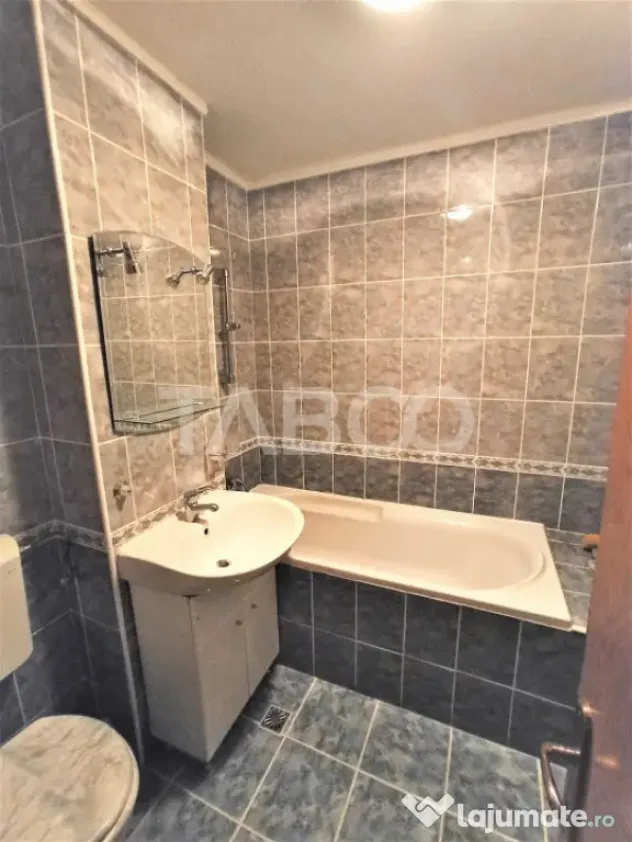 Apartament pentru muncitori 4 camere si 2 balcoane Mihai Vit - Sibiu (Sibiu)