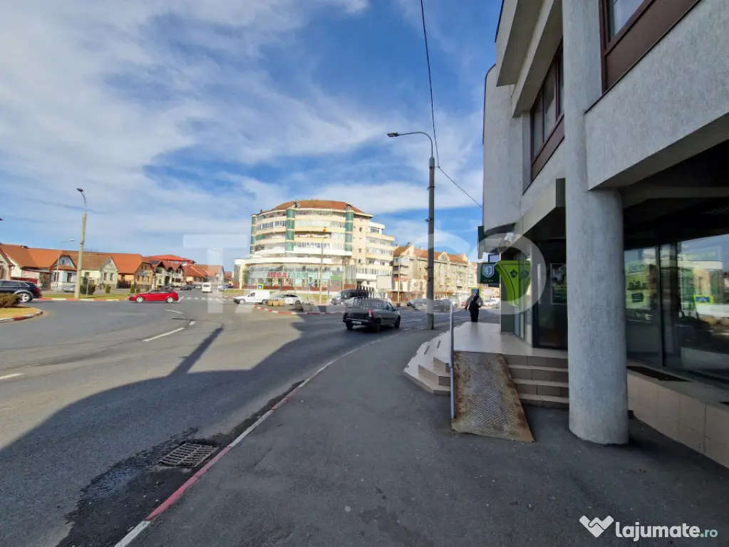 Spatiu comercial sau birouri in Turnisor la parter cu vad st - Sibiu (Sibiu)