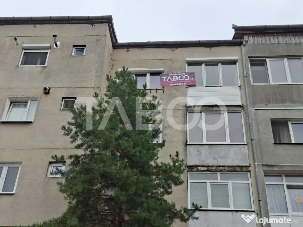 Apartament de vanzare cu 2 camere balcon pivnita Vasile Aar - Sibiu (Sibiu)