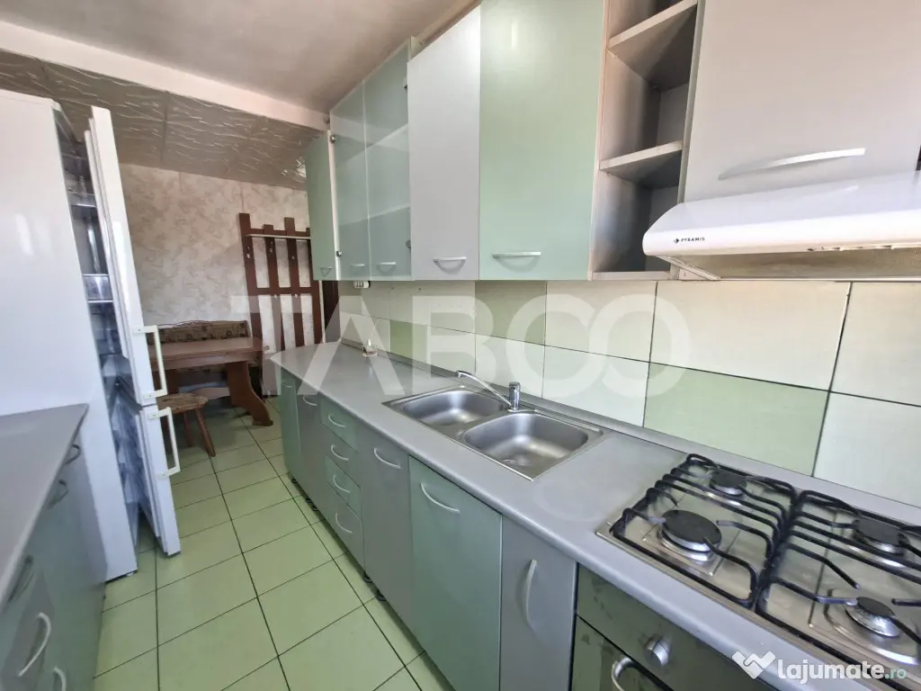 Apartament de vanzare cu 2 camere balcon pivnita Vasile Aar - Sibiu (Sibiu)