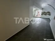 Spatiu comercial de vanzare 55 mp curte parcare zona Central 