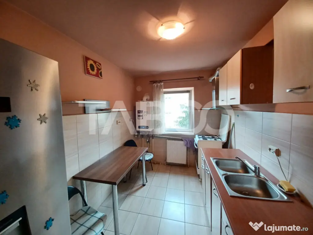 Apartament de vanzare 4 camere 75mp cu 2 balcoane Mihai Vite - Sibiu (Sibiu)