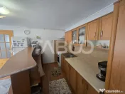 Apartament 2 camere de vanzare la casa 77mp curte si pivnita 