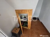 Apartament 2 camere de vanzare la casa 77mp curte si pivnita 