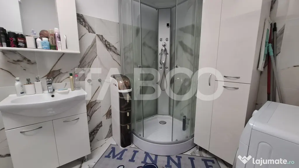 Apartament de vanzare 3 camere decomandat 68 mp zona Turniso - Sibiu (Sibiu)