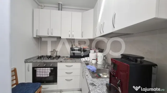 Apartament de vanzare 3 camere decomandat 68 mp zona Turniso - Sibiu (Sibiu)