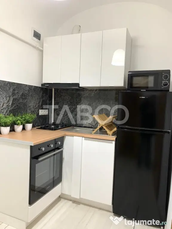 Apartament cu 2 camere modern in Centru la casa cu curte zon - Cluj-Napoca (Cluj)