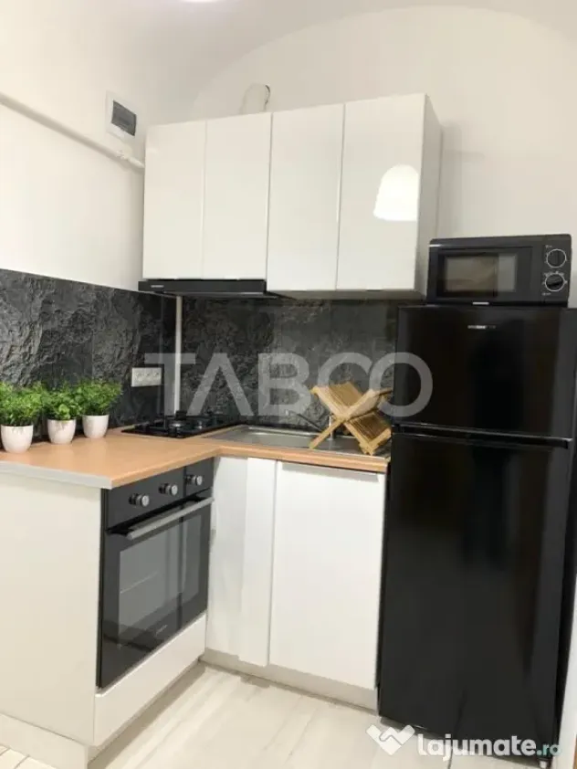 Apartament cu 2 camere modern in Centru la casa cu curte zon - Cluj-Napoca (Cluj)