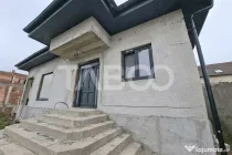 Casa pe un singur nivel de vanzare - liniste - calmitate - a