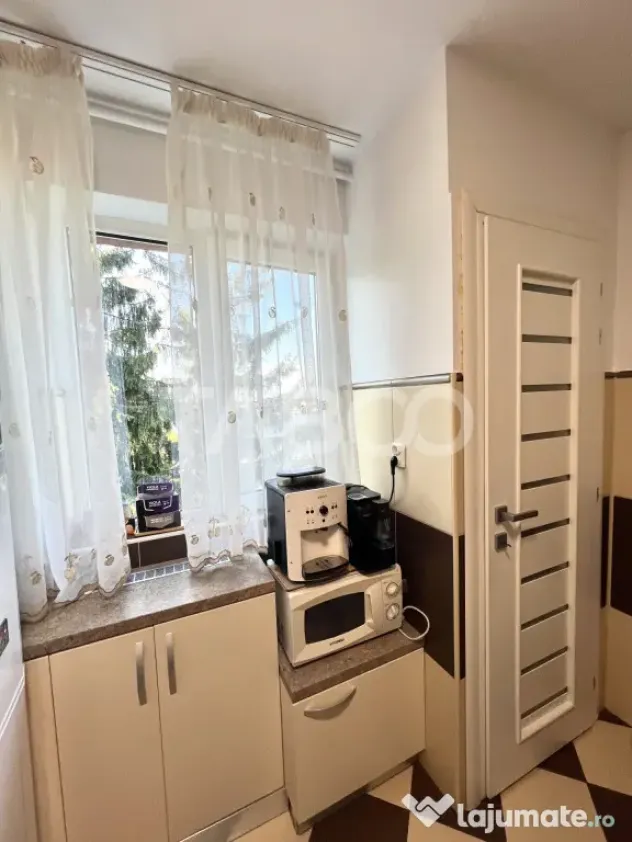 Apartament cu 3 camere decomandat in Manastur BIG cu balcon - Cluj-Napoca (Cluj)