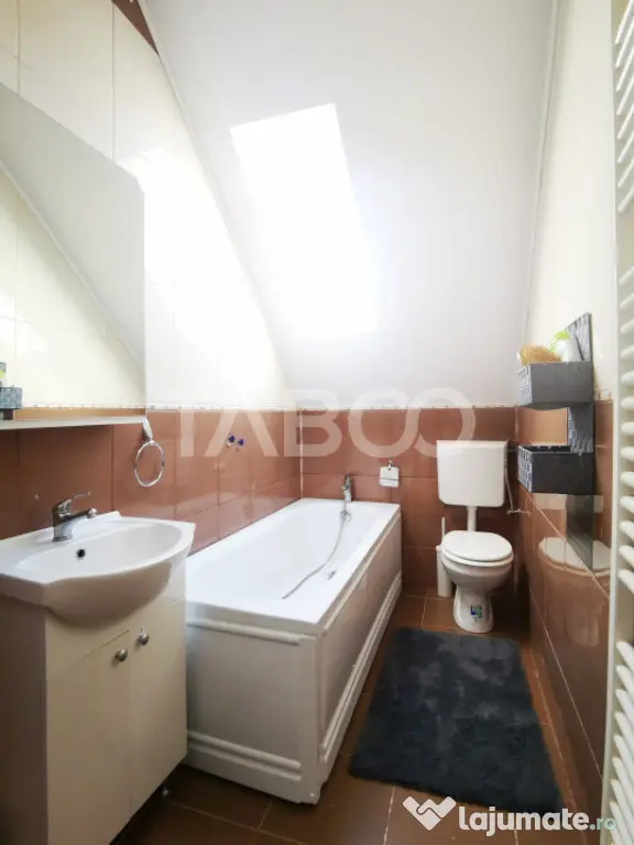 Casa de vanzare pretabila pensiune priveliste superba Fantan - Fantanele (Sibiu)