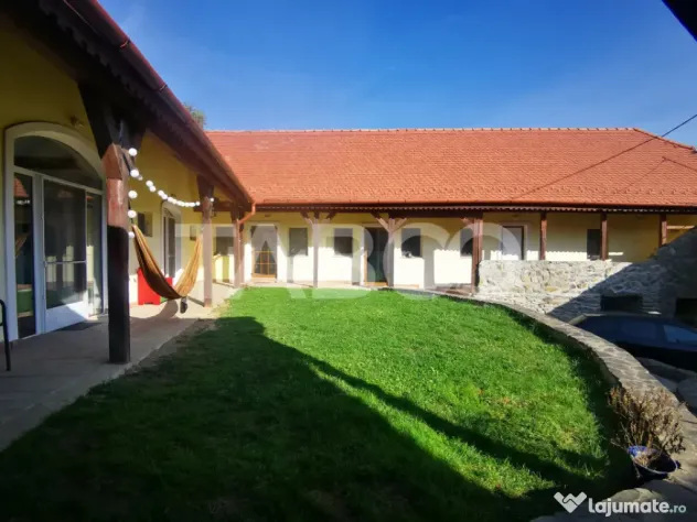 Casa de vanzare pretabila pensiune priveliste superba Fantan - Fantanele (Sibiu)