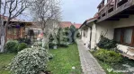 Casa cu 2 apartamente separate cu acces auto garaj Piata Cl