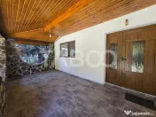 Casa de vacanta noua de vanzare 278mpu curte 855mp Valea Avr 
