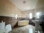 Apartament 3 camere cu parcare de vanzare Comision 0% Andrei 