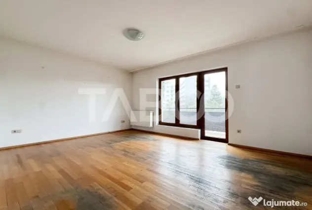 Apartament 3 camere cu parcare de vanzare Andrei Muresanu - Cluj-Napoca (Cluj)