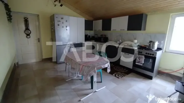 Afacere si locuinta cu teren de 1450 mp de vanzare in Rausor - Rausor (Brasov)