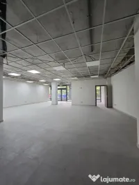 Spațiu comercial de 173 mp, 2 birouri, magazie, curent trif 