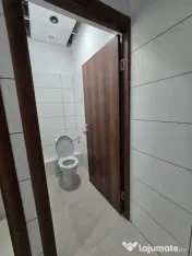 Spațiu comercial de 173 mp, 2 birouri, magazie, curent trif 