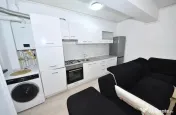De inchiriat apartament 2 camere, bloc Flamingo, etaj 3, 500 euro