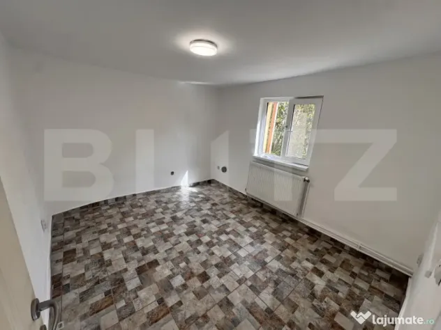 Casa 2 camere Petfreandly pretabil spatiu sau de locuit, zon - Craiova (Dolj)