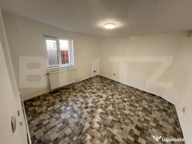 Casa 2 camere Petfreandly pretabil spatiu sau de locuit, zon - Craiova (Dolj)