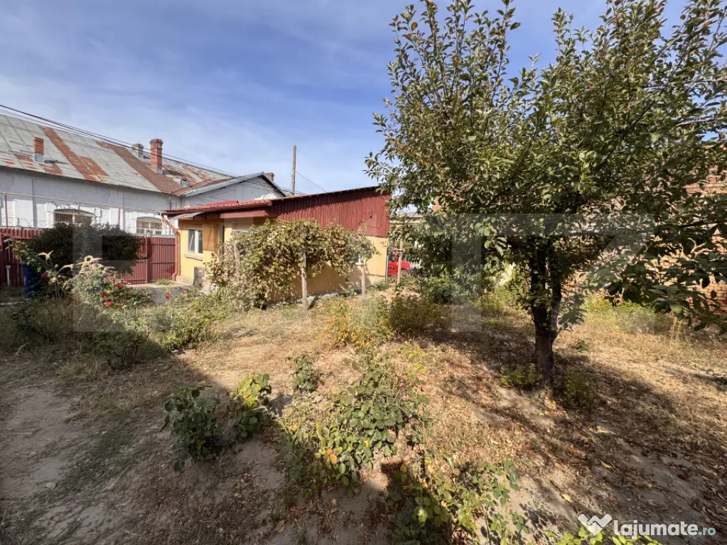 Casa 2 camere Petfreandly pretabil spatiu sau de locuit, zon - Craiova (Dolj)