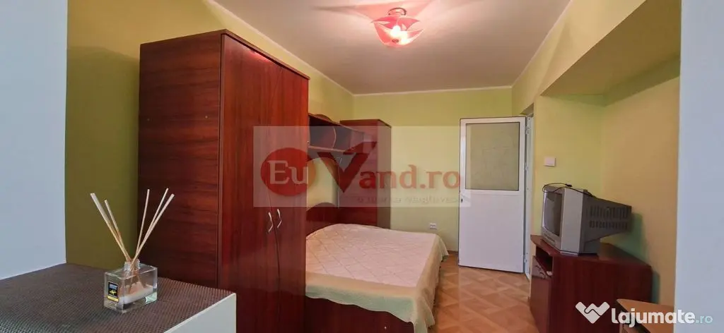 De inchiriat apartament cu 2 camere Micro 14, etaj 1, 350 euro - Galati (Galati)