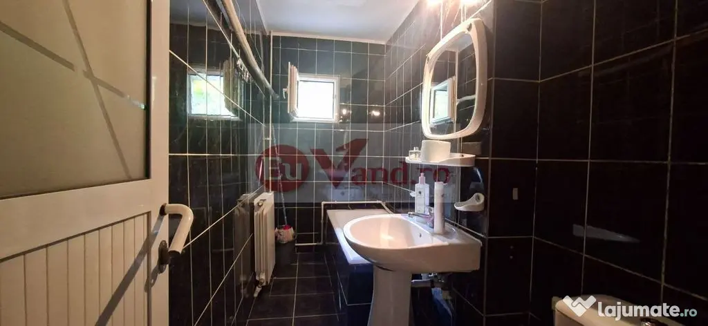 De inchiriat apartament cu 2 camere Micro 14, etaj 1, 350 euro - Galati (Galati)