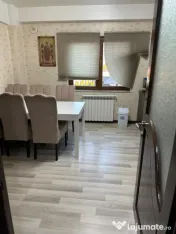 Apartament 3 camere , etaj intermediar , Radauti 