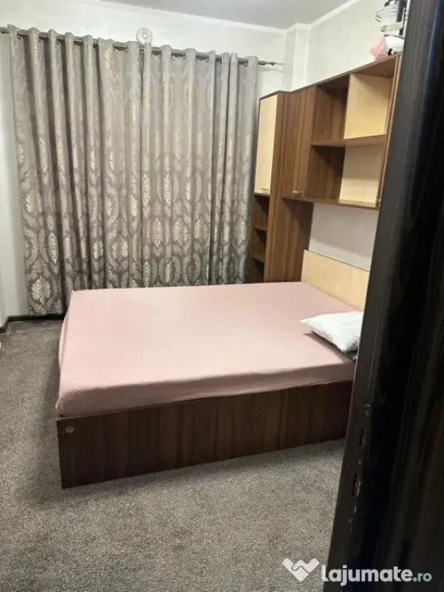 Apartament 3 camere , etaj intermediar , Radauti - Radauti (Suceava)