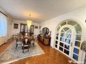 Casa premium, ultracentrala cu piscina si 1249 mp teren. 