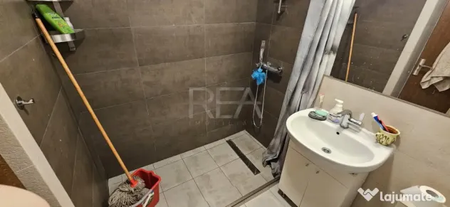 2 camere | Decomandat | Stradal | Zona Obor/Calea Mosilor - Bucuresti (Bucuresti-Ilfov)