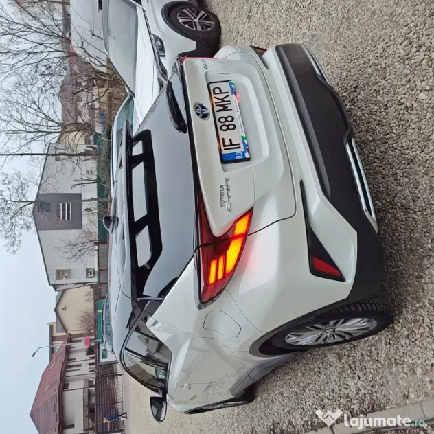 Toyota C-HR 2.0 Classy Bi-Tone