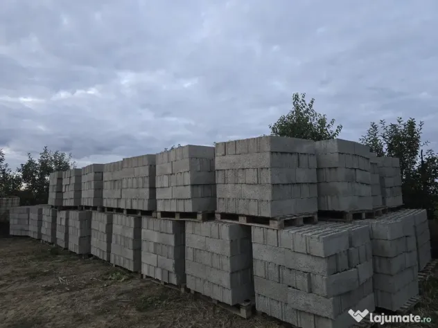 Boltari Corocaiesti Vibropresati