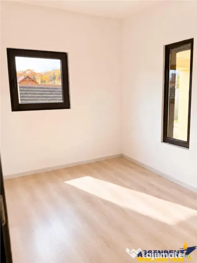 Casa singura in curte, Zizin, Tarlungeni, Brasov - Brasov (Brasov)