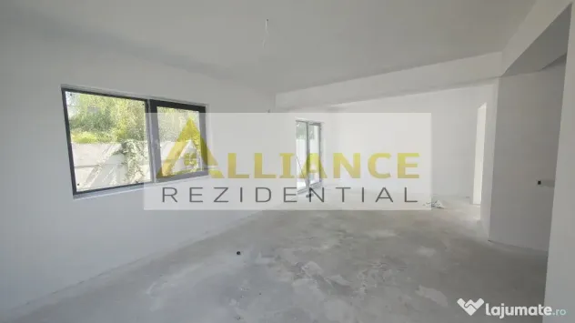 Vila de vanzare-4 camere-TEREN 760 MP-500 M de STV - Berceni (Bucuresti-Ilfov)