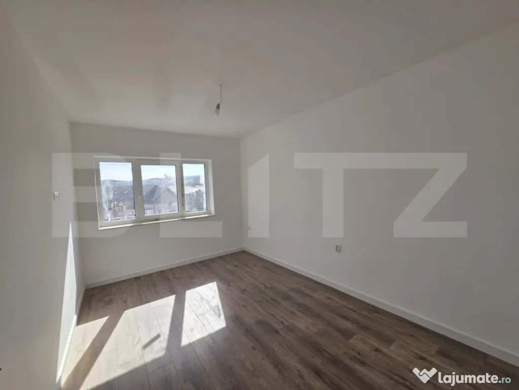 Apartament 3 camere, 2 bai, terasă generoasă, parcare incl - Floresti (Cluj)