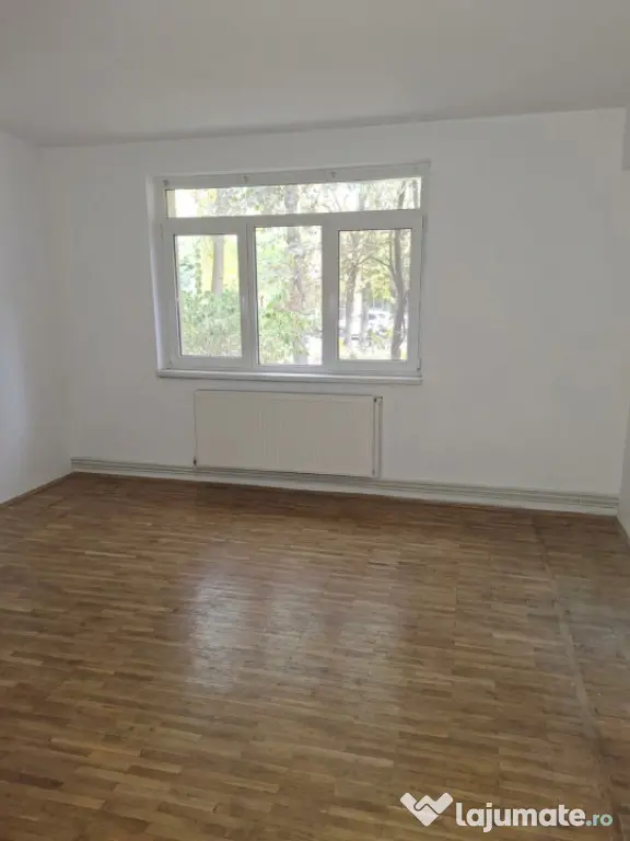 Apartament 2 camere semidecomandat, 45,67 mp, zona Gradina B - Craiova (Dolj)