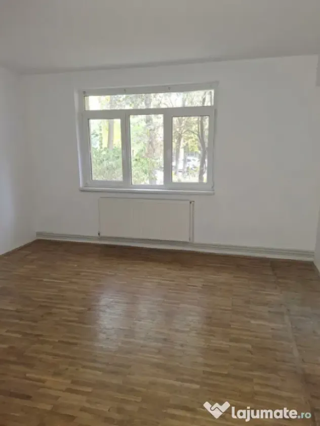 Apartament 2 camere semidecomandat, 45,67 mp, zona Gradina B - Craiova (Dolj)