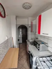 Apartament 2 camere, decomandat, Nitu Vasile/ Piata Sudului 