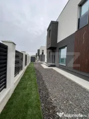 Casă din cărămidă cu 3 dormitoare și încălzire în pa 