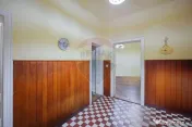 De închiriat apartament cu o cameră la casă, în Ioșia 