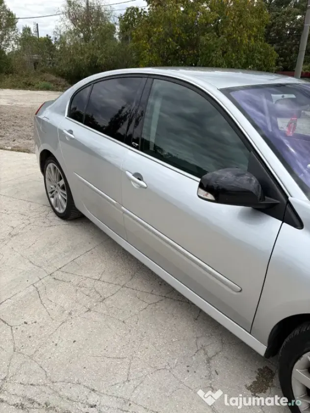Vând Renault Laguna GT
