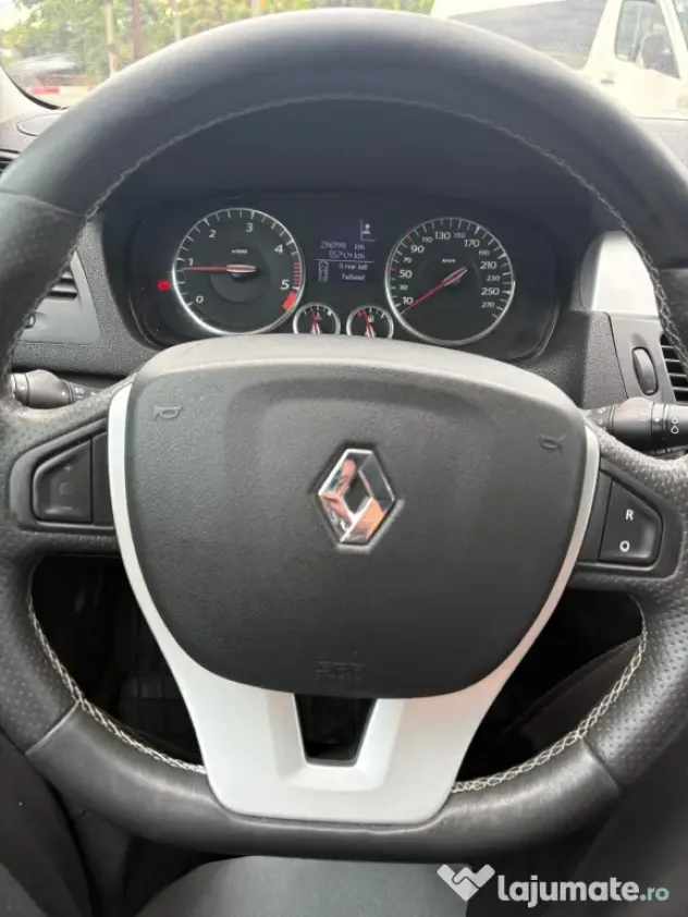 Vând Renault Laguna GT