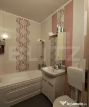 Apartament cu 3 camere,decomandat ,Rogerius ,str. Dacia 