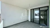 Apartamente de vanzare cu 3 camere si curte, Dumbravita