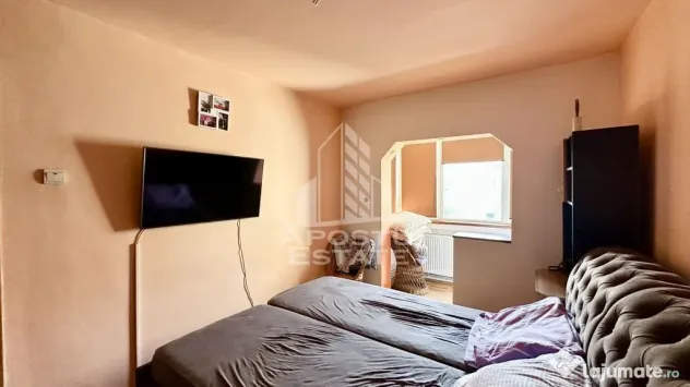 Apartament de vanzare cu 3 camere, decomandat, Aradului Timisoara - Timisoara (Timis)