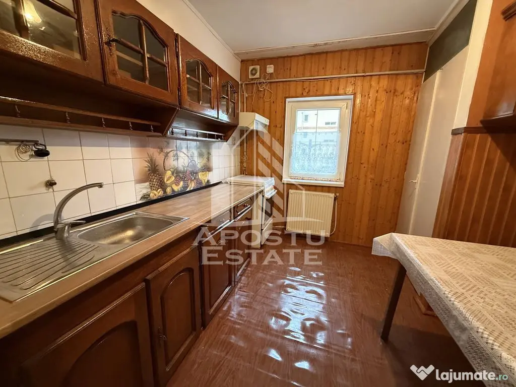 Apartament cu 3 camere, etajul 1, centrala proprie, zona Cotu Mic - Lugoj (Timis)
